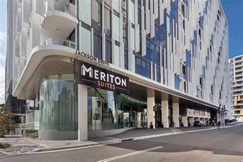Discover the Perfect Retreat at Meriton Suites Mascot Central